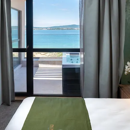 Ξενοδοχείο Palms 4*