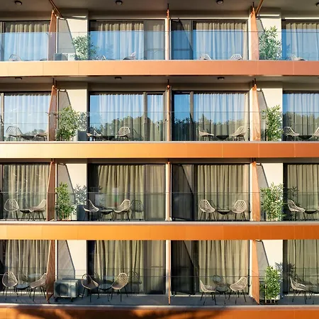 Ξενοδοχείο Palms 4*